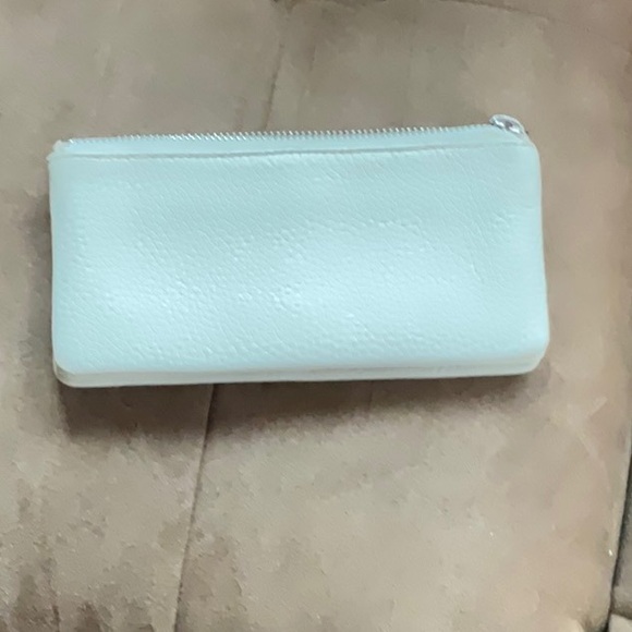 Brighton White Leather Wallet - Picture 3 of 3